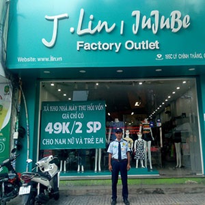 bảo vệ cửa hàng, showroom